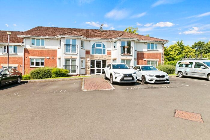 2 Bedroom Flat To Rent In Oakburn Walk, Alexandria, West Dunbartonshire, G83