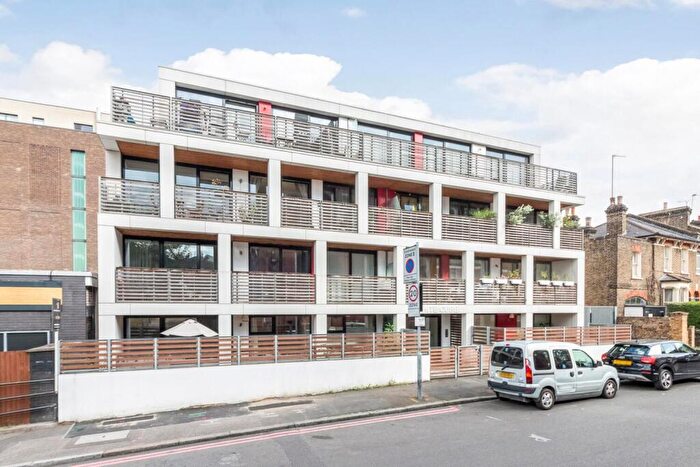 2 Bedroom Flat For Sale In Algernon Road, Lewisham, London, SE13