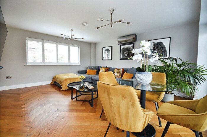 2 Bedroom Semi-Detached House For Sale In Nursling Street, Nursling, Southampton, Hampshire, SO16