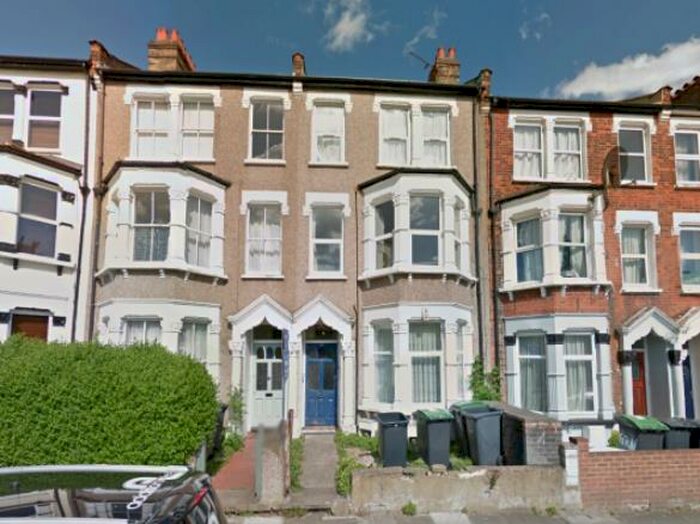 1 Bedroom Flat To Rent In White Hart Lane, London, N17