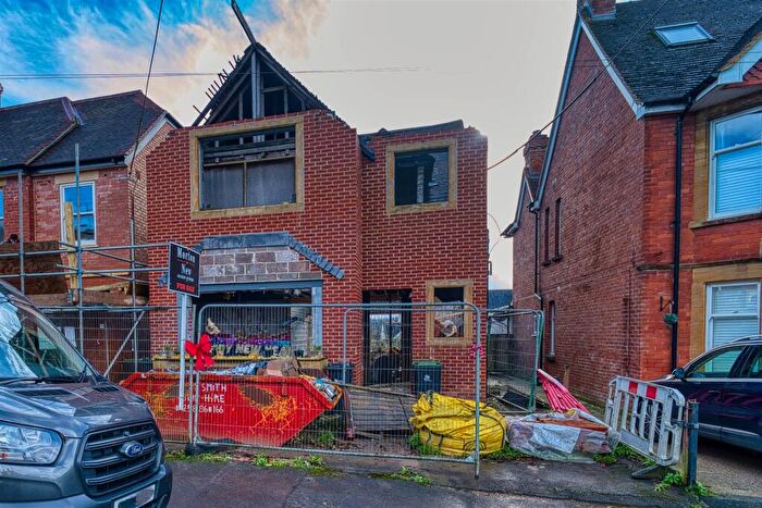 4 Bedroom Detached House For Sale In Kings Road, Sherborne, DT9