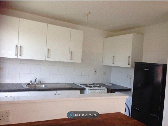 1 Bedroom Flat To Rent In Walbrook Ave, Milton Keynes, MK6