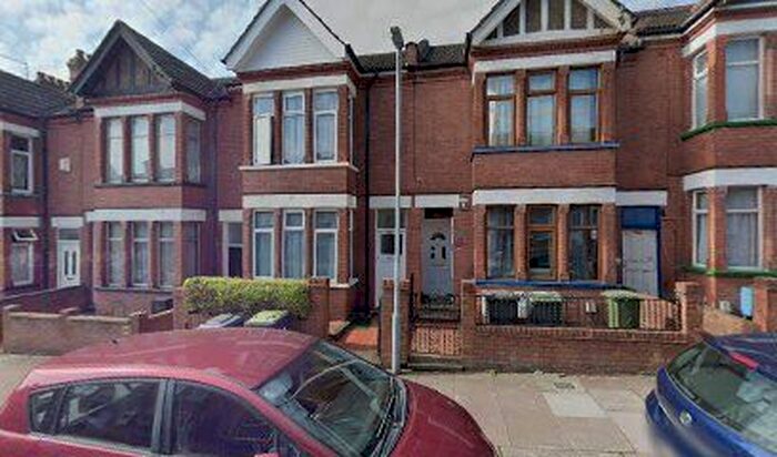 3 Bedroom Terraced House To Rent In Ashburnham, Luton, LU1