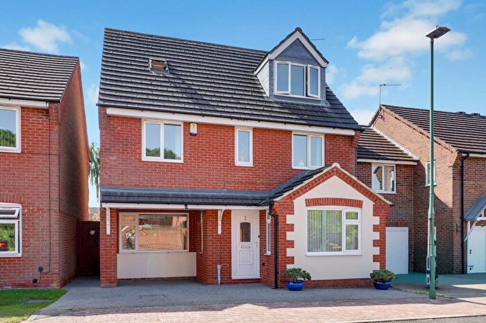 4 Bedroom Detached House For Sale In Malin Close, Arnold, NG5
