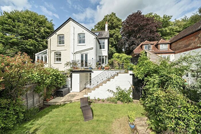 4 Bedroom Semi-Detached House For Sale In Farnham Lane, Haslemere, GU27