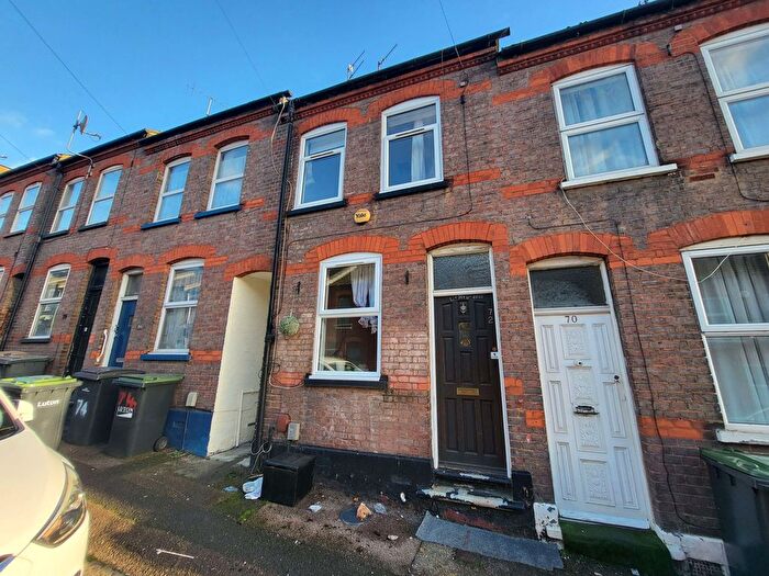 2 Bedroom Terraced House To Rent In Hartley Road, Luton, LU2