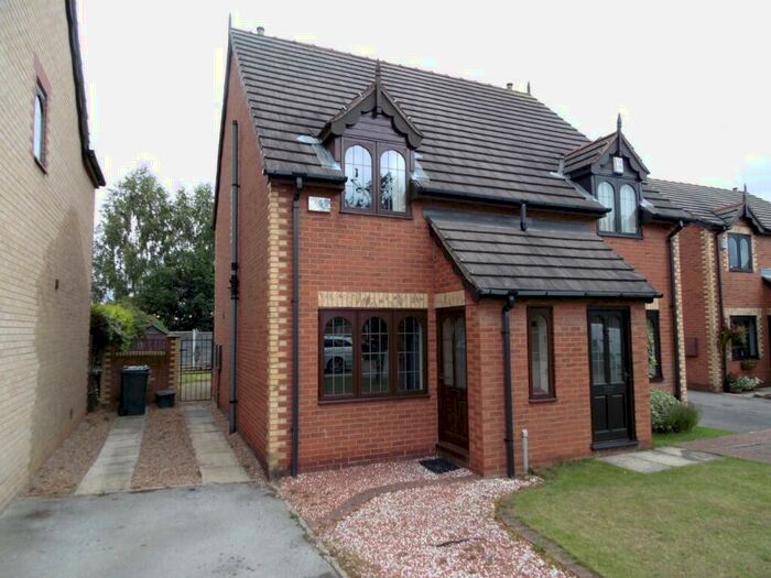 2 Bedroom Semi-Detached House To Rent In Edencroft Drive, Edenthorpe, Doncaster, DN3
