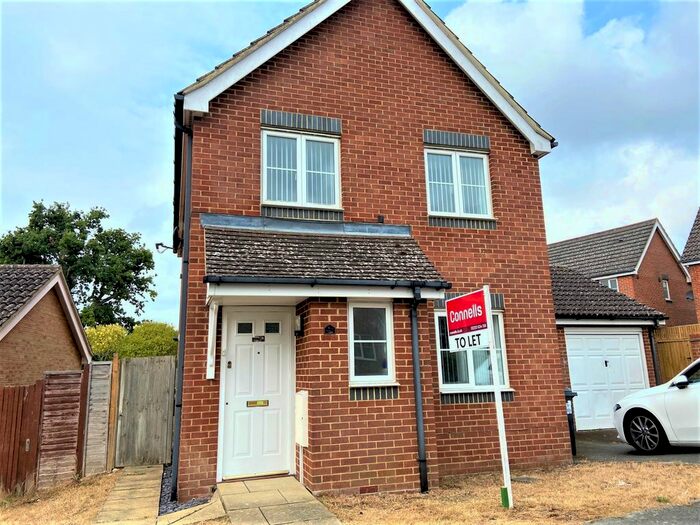 3 Bedroom Property To Rent In Lodge Wood Drive, Ashford, TN25