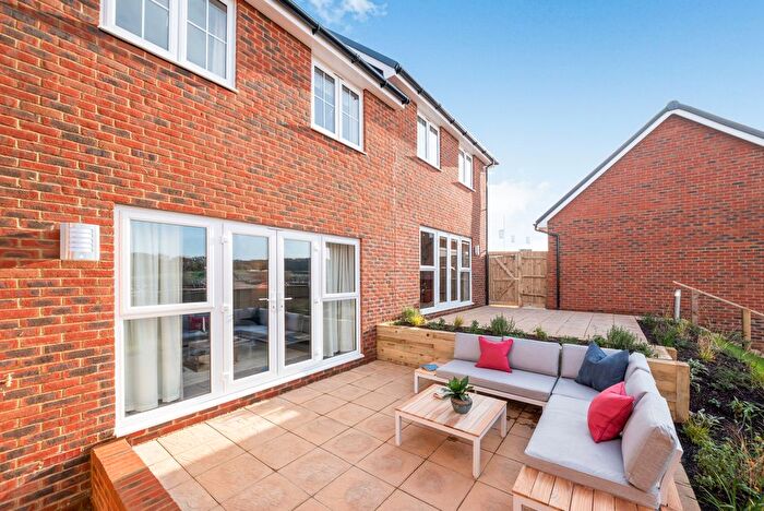 3 Bedroom Semi-Detached House For Sale In Off Thanet Way, Whitstable, CT5