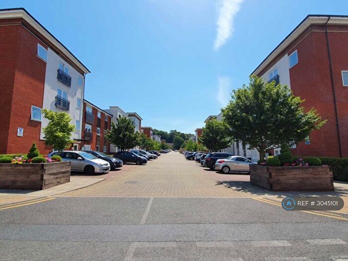 2 Bedroom Flat To Rent In Siloam Place, Ipswich, IP3
