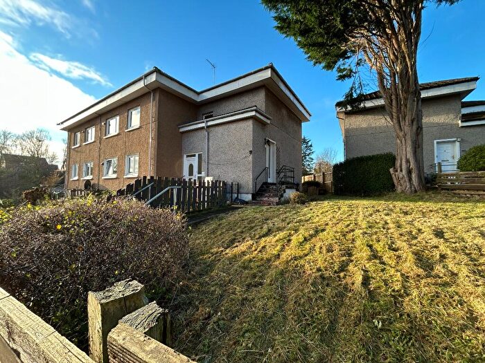 3 Bedroom Maisonette To Rent In Cloch Street, Cranhill, Glasgow, G33