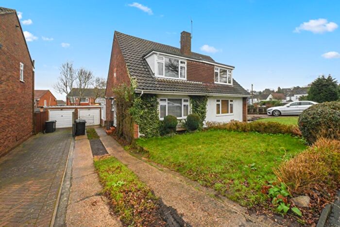 3 Bedroom Semi Detached House For Sale In Norah Lane, Higham, ME3