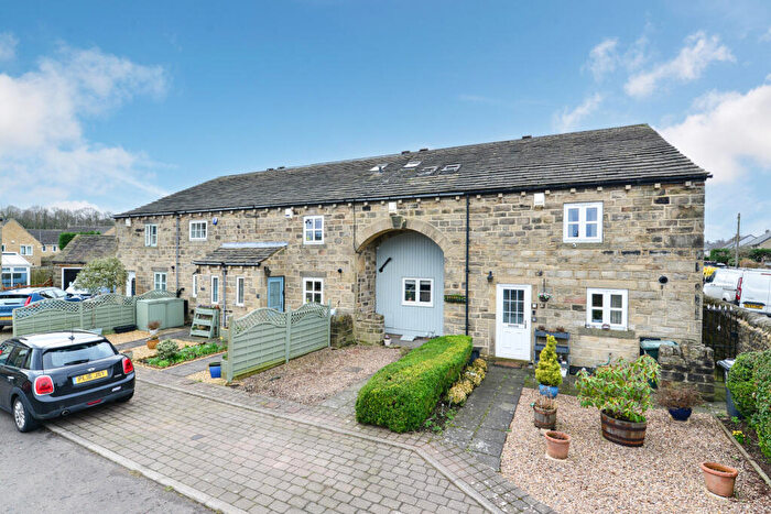 3 Bedroom Barn Conversion For Sale In Manor Fold, Cottingley, Bingley, West Yorkshire, BD16