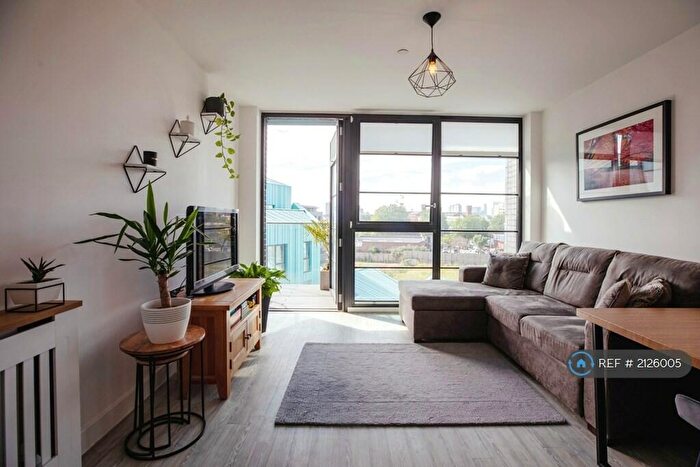 1 Bedroom Flat To Rent In Hart Yard, London, E3