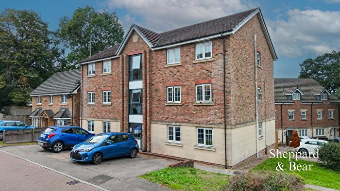 2 Bedroom Flat For Sale In Westfield Gardens, Newport, NP20