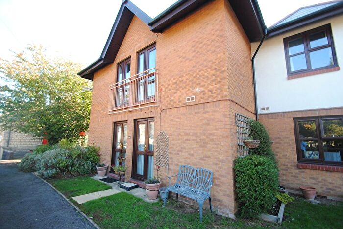 2 Bedroom Property For Sale In Churchfields, Bishops Cleeve, GL52