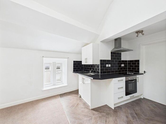 1 Bedroom Flat To Rent In Market Place, Wirksworth, DE4