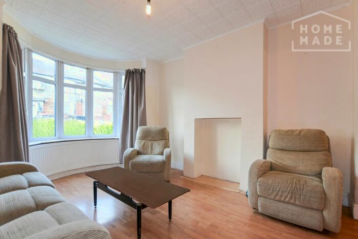 5 Bedroom Terraced House To Rent In North Avenue, West Harrow, HA2