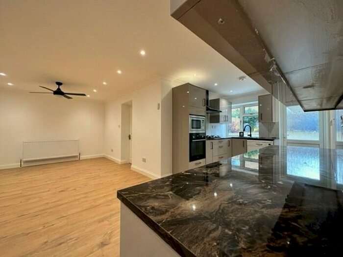 6 Bedroom House To Rent In Buckswood Drive, Crawley, RH11