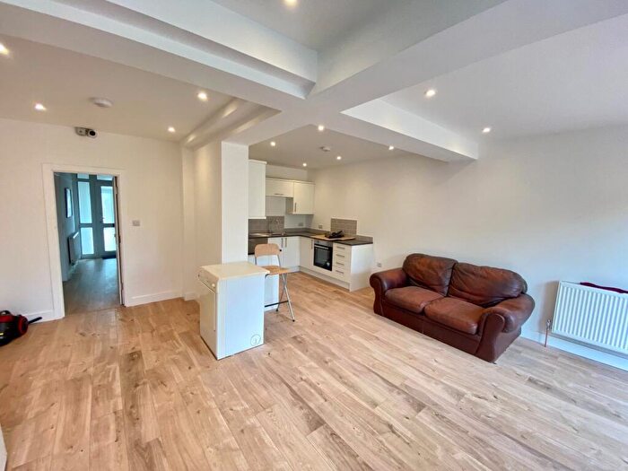 1 Bedroom Semi-Detached House To Rent In Fourth Avenue, Bristol, BS7