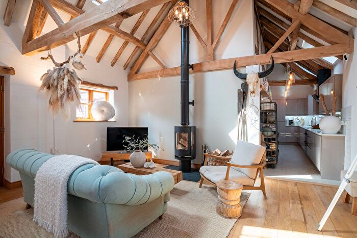 3 Bedroom Barn Conversion For Sale In Halesend Grittles End Storridge Malvern, Worcestershire, WR13