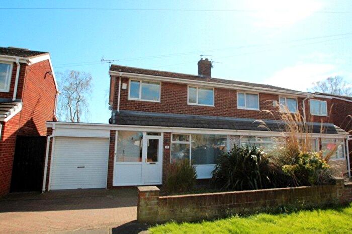 3 Bedroom Semi-Detached House For Sale In Fontburn Road, Seaton Delaval, Whitley Bay, NE25