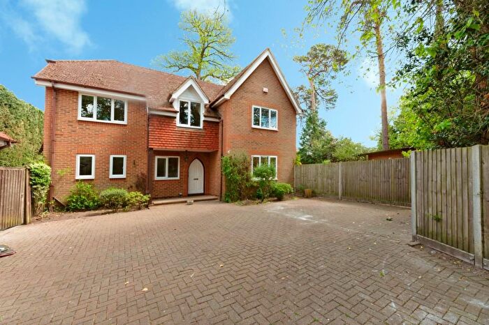 5 Bedroom Detached House To Rent In The Riding, Woking, GU21