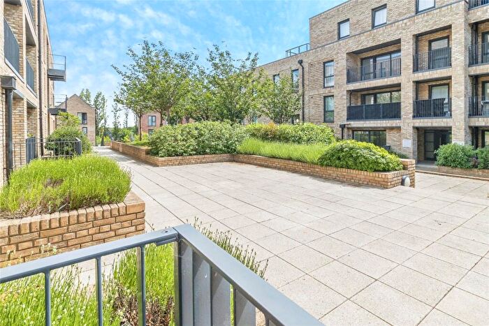 1 Bedroom Flat For Sale In Canal Street, Campbell Park, Milton Keynes, Buckinghamshire, MK9
