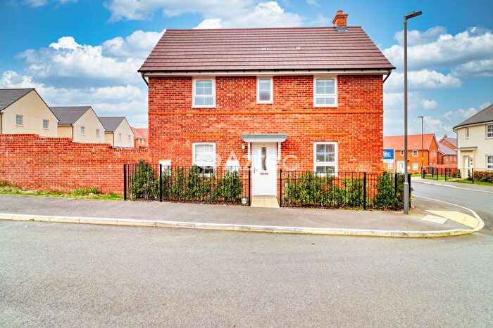 3 Bedroom Semi Detached House To Rent In Emma Mews, Buckingham, Buckinghamshire, MK18