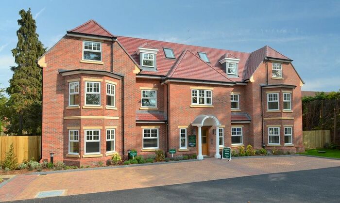 1 Bedroom Flat To Rent In Imperial Road, Windsor, SL4