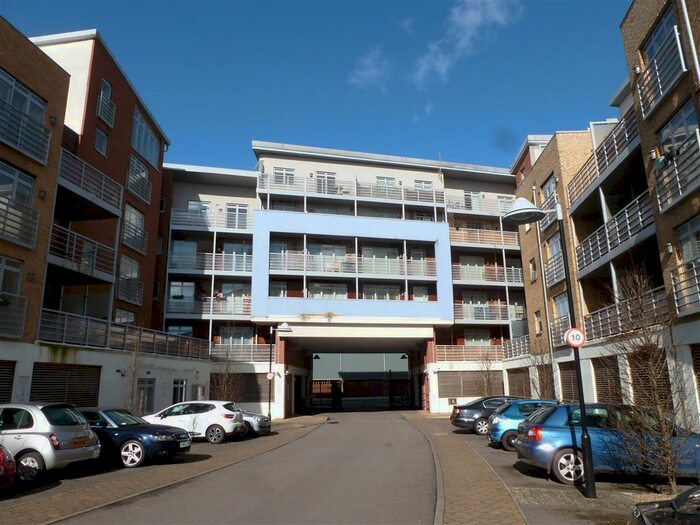 1 Bedroom Apartment To Rent In Kingfisher Meadow, Maidstone, ME16