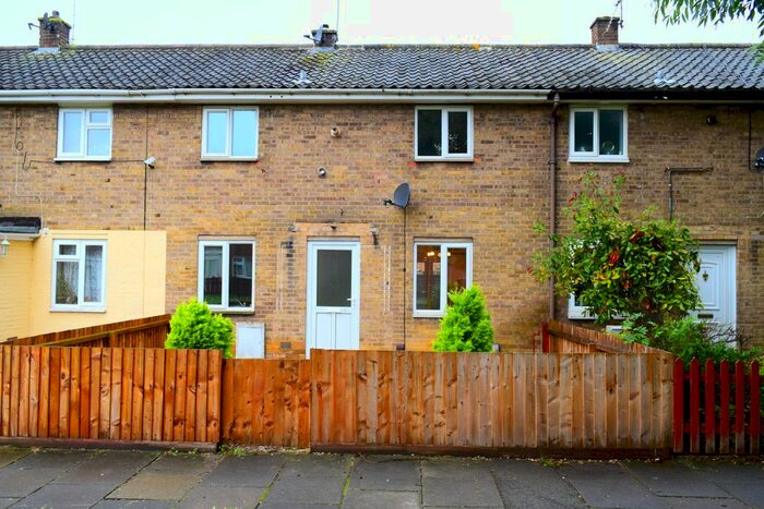 3 Bedroom Terraced House To Rent In Rydal Mount, Northampton, NN3