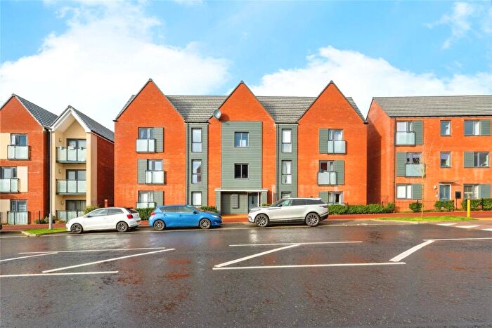 2 Bedroom Flat For Sale In Apollo Avenue, Fairfields, Buckinghamshire, MK11