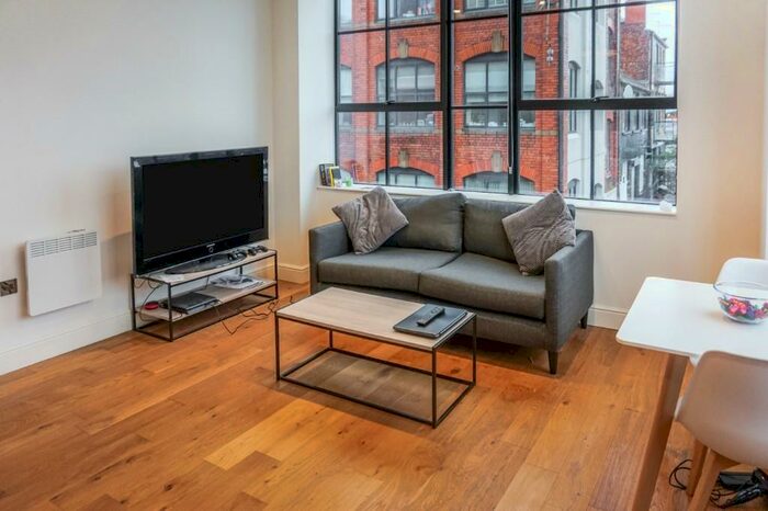 1 Bedroom Apartment To Rent In Mason Street, Manchester, M4