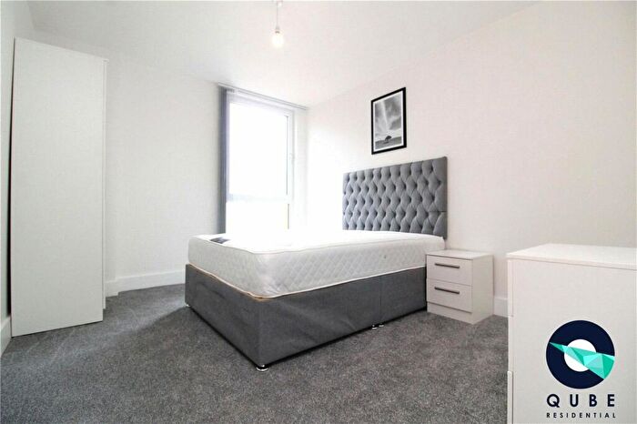 2 Bedroom Flat To Rent In Adelphi Wharf, Adelphi Street, Salford, Greater Manchester, M3