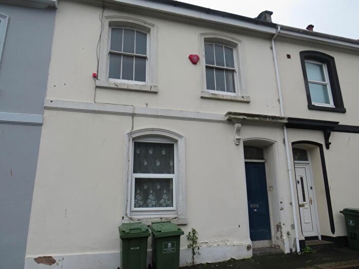 1 Bedroom Flat To Rent In Clarence Place, Morice Town, Plymouth, PL2