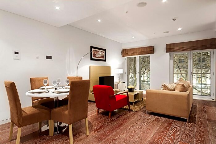 1 Bedroom Flat To Rent In Strand, Strand, WC2R