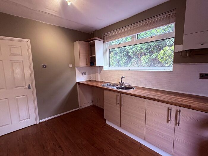 2 Bedroom Property To Rent In Gordon Way, Heywood, OL10