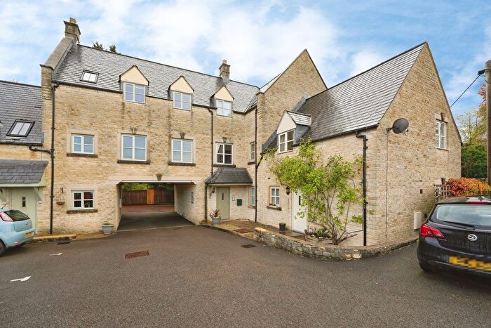 2 Bedroom Flat For Sale In Webbs Court, Northleach, Gloucestershire, GL54