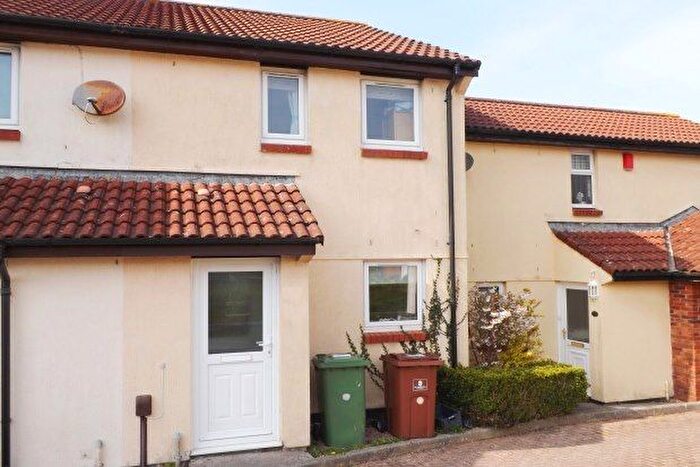 2 Bedroom Property To Rent In Buddle Close, Plymouth, PL9
