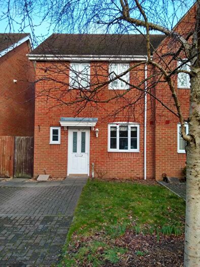 3 Bedroom Semi-Detached House To Rent In Christchurch, BH23