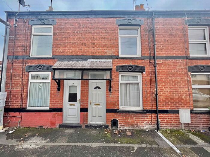 2 Bedroom Terraced House To Rent In Bed Mid-Terraced House, Melbourne Avenue, Bridlington, YO16