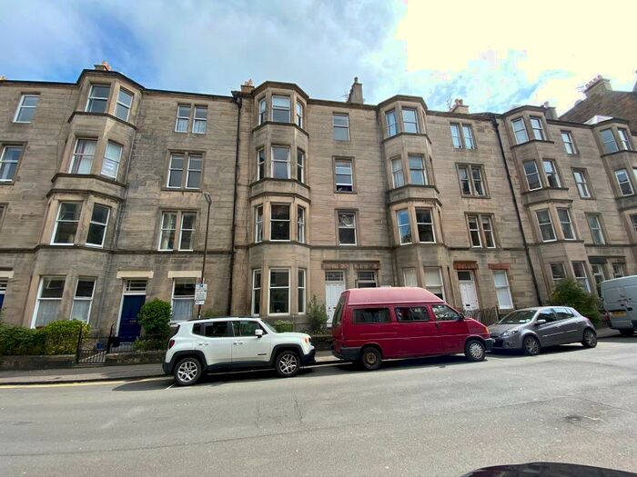 2 Bedroom Flat To Rent In Montpelier Park, Bruntsfield, Edinburgh, EH10