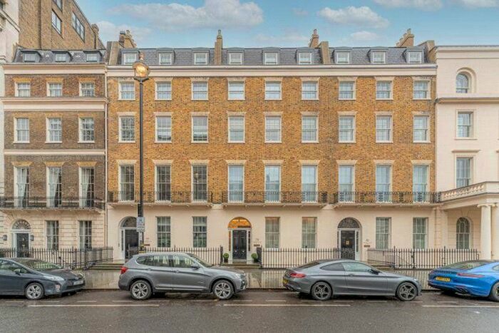 1 Bedroom Flat To Rent In Portland Place, London, W1B