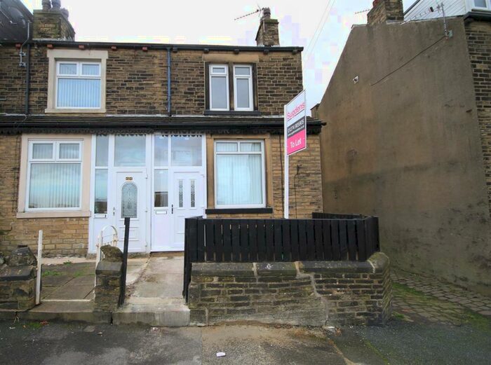 2 Bedroom End Of Terrace House To Rent In Mount Avenue, Eccleshill, Bradford, BD2