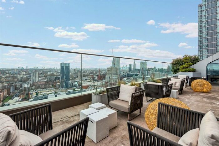2 Bedroom Flat To Rent In Canaletto Tower, City Road, London, EC1V