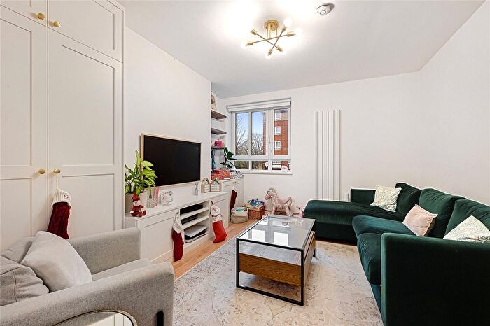 3 Bedroom Flat To Rent In Field Road, London, W6