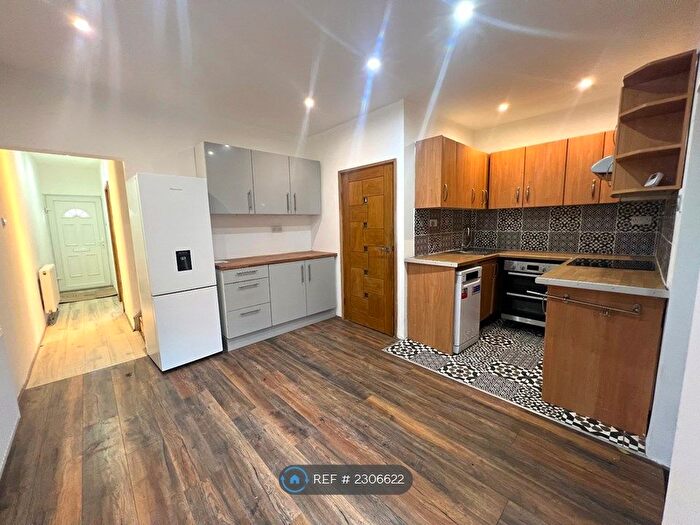 4 Bedroom Terraced House To Rent In St. Marks Road, Mitcham, CR4