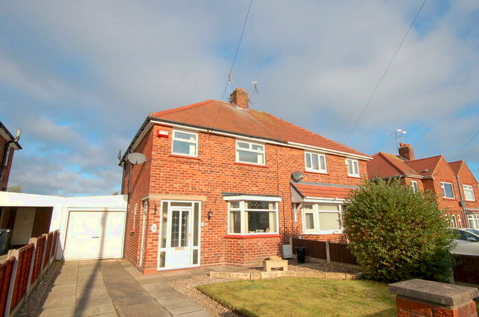 3 Bedroom Semi-Detached House To Rent In Arderne Avenue, Wistaston, CW2
