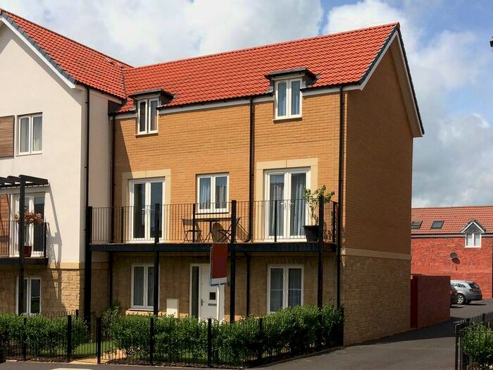 5 Bedroom Terraced House To Rent In Admiral Way, Exeter EX2